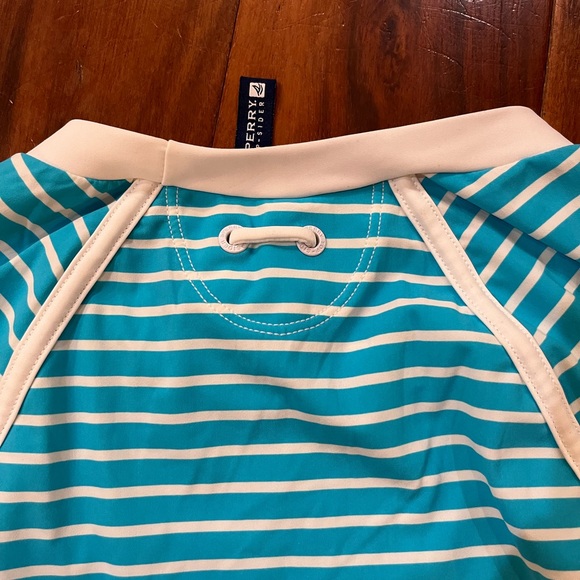 Sperry rash guard - Picture 5 of 5